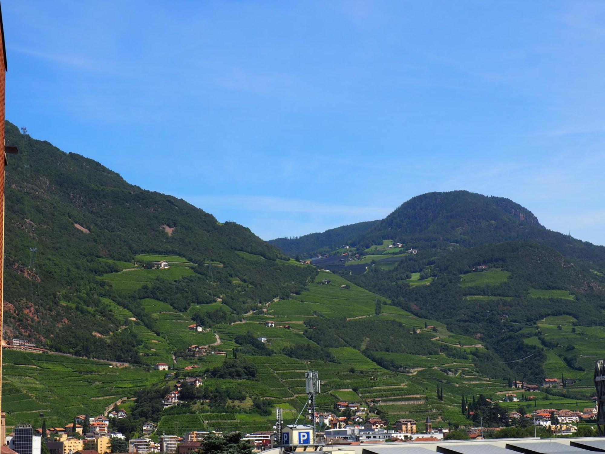 Bozen - Voll Ausgestattet, Optimale Lageアパートメント エクステリア 写真